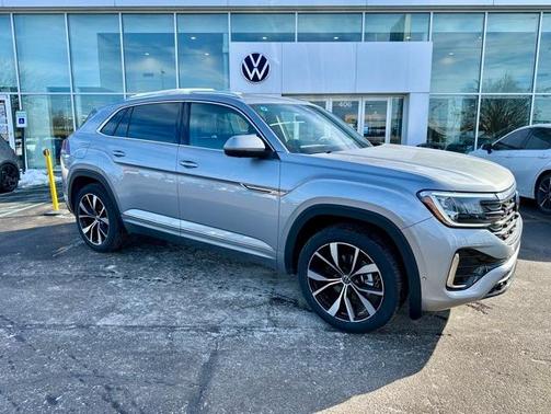 2025 Volkswagen Atlas Cross Sport 2.0T SEL Premium R-Line
