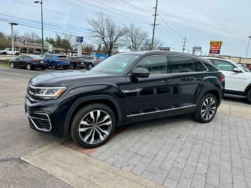 2023 Volkswagen Atlas Cross Sport 3.6L V6 SEL Premium R-Line