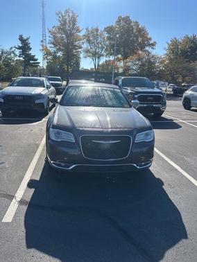 2018 Chrysler 300 Limited