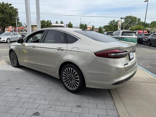 2017 Ford Fusion SE
