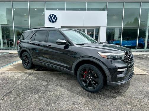 Black Metallic 2020 Ford Explorer ST