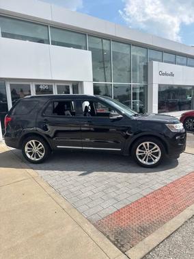 Black Metallic 2019 Ford Explorer XLT