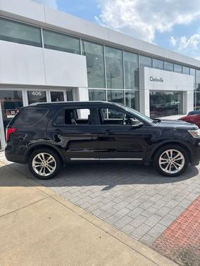 Black Metallic 2019 Ford Explorer XLT
