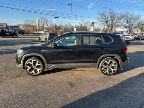 2023 Volkswagen Taos 1.5T SEL