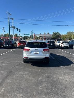 2018 Kia Sorento LX