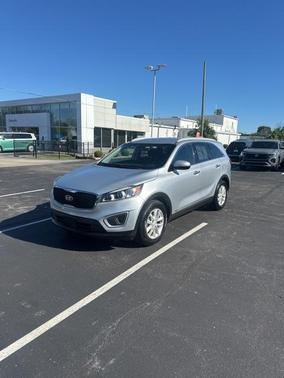 2018 Kia Sorento LX
