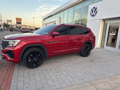 2024 Volkswagen Atlas 2.0T SEL Premium R-Line