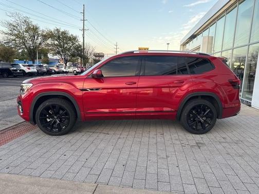 2024 Volkswagen Atlas 2.0T SEL Premium R-Line