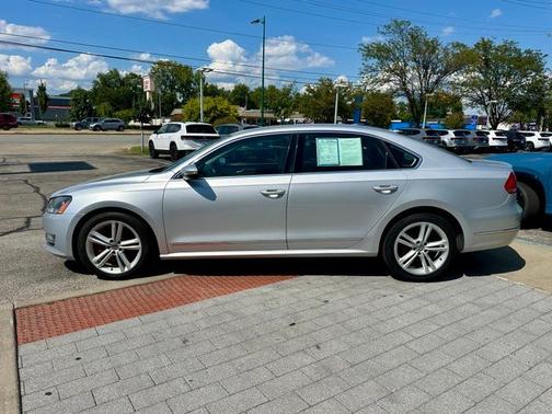 Gray 2012 Volkswagen Passat 2.0 TDI SEL Premium