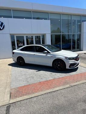 Pure White w/ Black Roof 2020 Volkswagen Jetta GLI 2.0T Autobahn