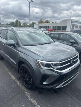 2024 Volkswagen Taos 1.5T SEL