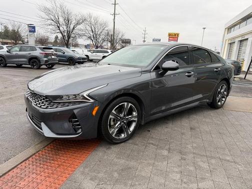 2022 Kia K5 EX