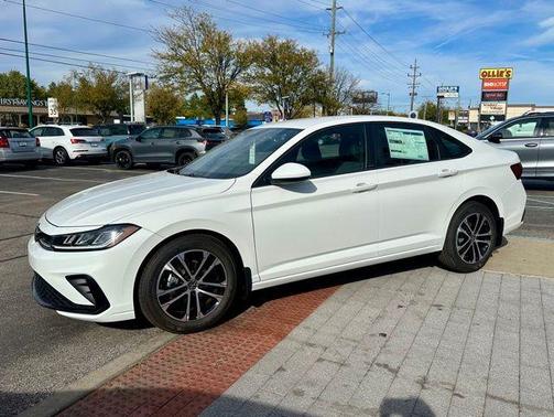 Pure White 2026 Volkswagen Jetta 1.5T Sport