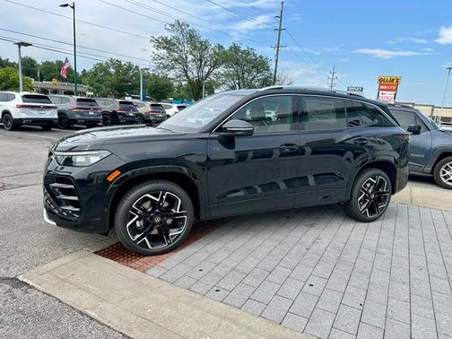 Black 2026 Volkswagen Tiguan 2.0T SEL R-Line Turbo