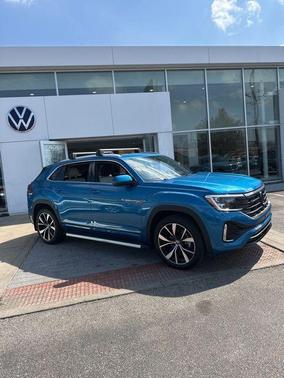 2024 Volkswagen Atlas Cross Sport 2.0T SEL Premium R-Line