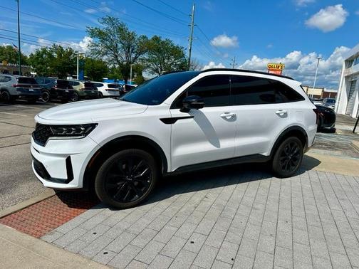 White Pearl 2023 Kia Sorento SX-Prestige