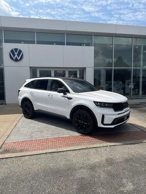 White Pearl 2023 Kia Sorento SX-Prestige