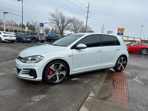 2019 Volkswagen Golf GTI 2.0T S