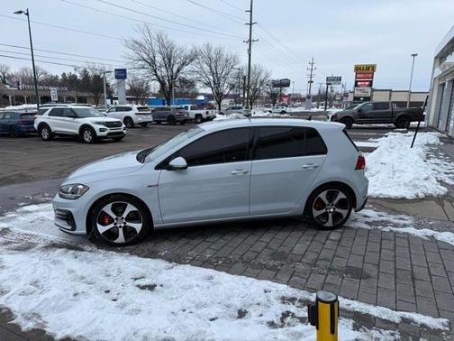 2019 Volkswagen Golf GTI 2.0T S