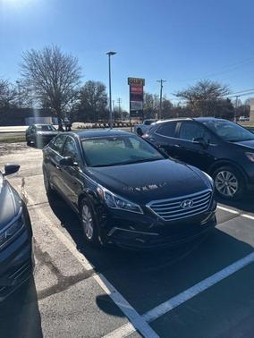 2016 Hyundai SONATA SE
