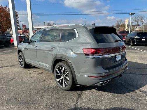 2026 Volkswagen Atlas 2.0T SEL Premium R-Line