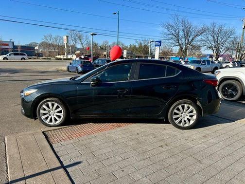 2018 Mazda Mazda3 Touring