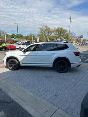 2022 Volkswagen Atlas 3.6 V6 SEL R-Line Black