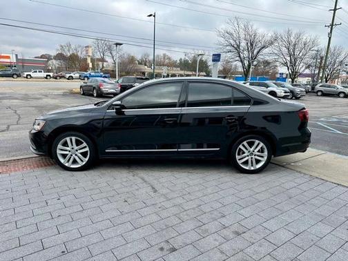 2017 Volkswagen Jetta 1.8T SEL