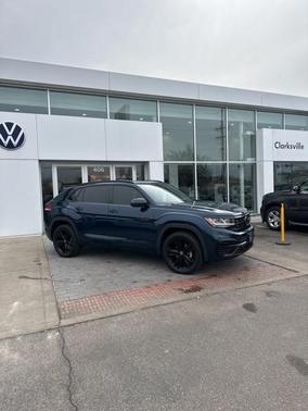 2023 Volkswagen Atlas Cross Sport 2.0T SEL R-Line Black
