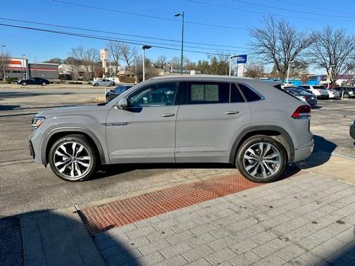2021 Volkswagen Atlas Cross Sport 3.6L V6 SEL Premium R-Line