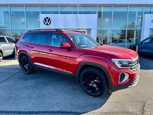 2024 Volkswagen Atlas 2.0T SE w/Technology