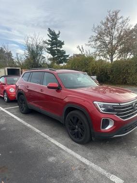 2024 Volkswagen Atlas 2.0T SE w/Technology