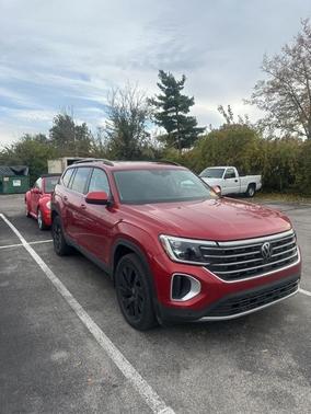 2024 Volkswagen Atlas 2.0T SE w/Technology