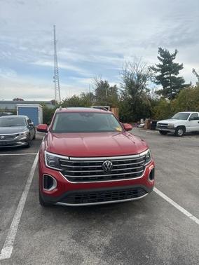 2024 Volkswagen Atlas 2.0T SE w/Technology