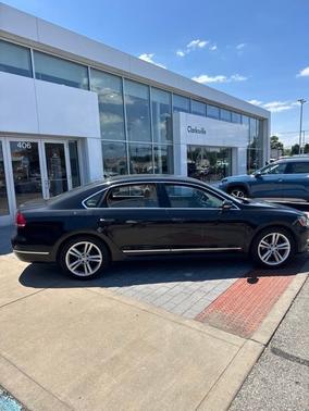 Black 2013 Volkswagen Passat TDI SEL Premium