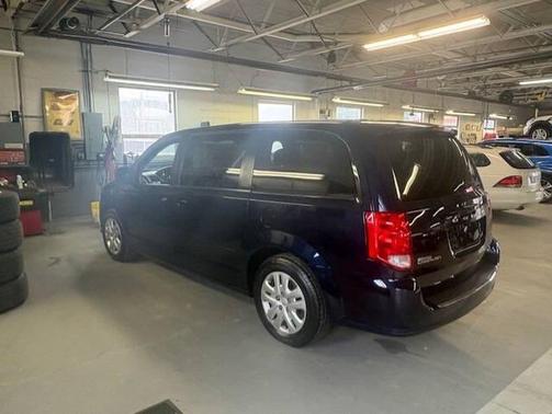 2016 Dodge Grand Caravan AVP/SE