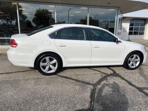 2013 Volkswagen Passat 2.5 SE
