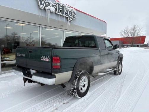 2000 Dodge Ram 1500 SLT 4dr 4WD Extended Cab SB