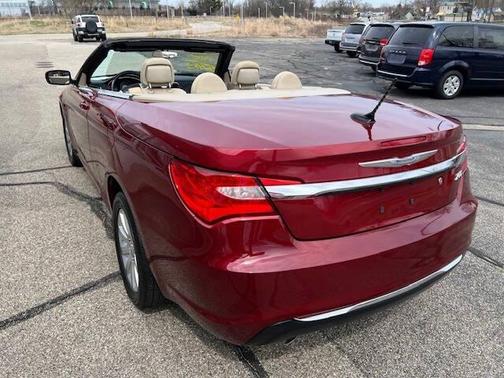2011 Chrysler 200 Touring