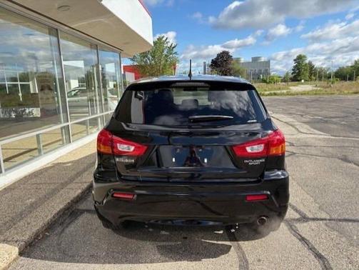 2011 Mitsubishi Outlander Sport SE