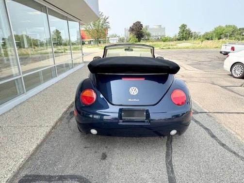 2005 Volkswagen New Beetle GLS 1.8T