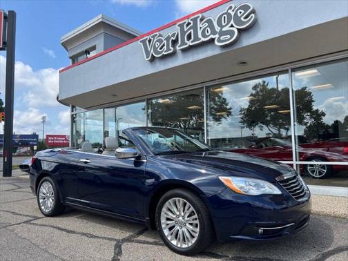 2013 Chrysler 200 Limited