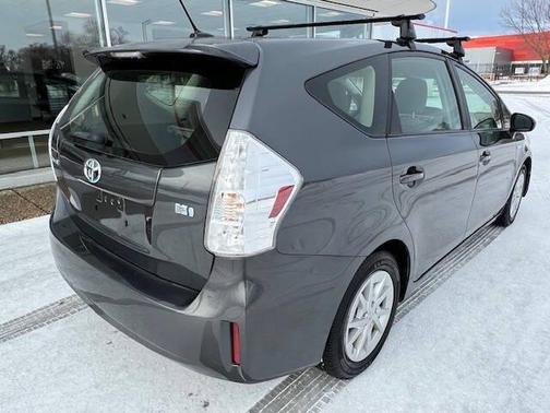 2013 Toyota Prius v Two