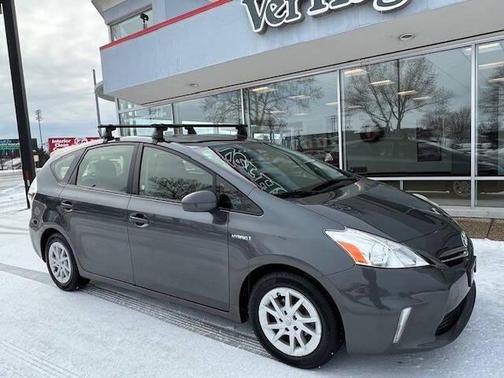 2013 Toyota Prius v Two