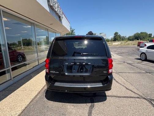 2015 Dodge Grand Caravan R/T