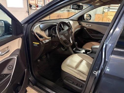 2013 Hyundai SANTA FE GLS