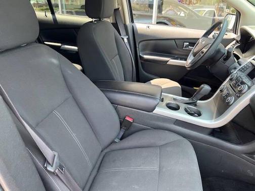 2013 Ford Edge SE