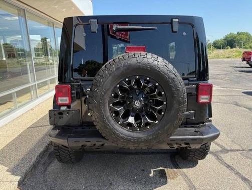 2012 Jeep Wrangler Unlimited Sahara