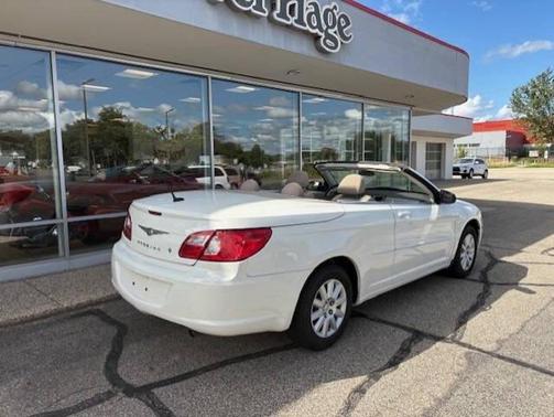 2008 Chrysler Sebring Base