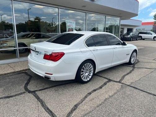 2012 BMW 750 i xDrive